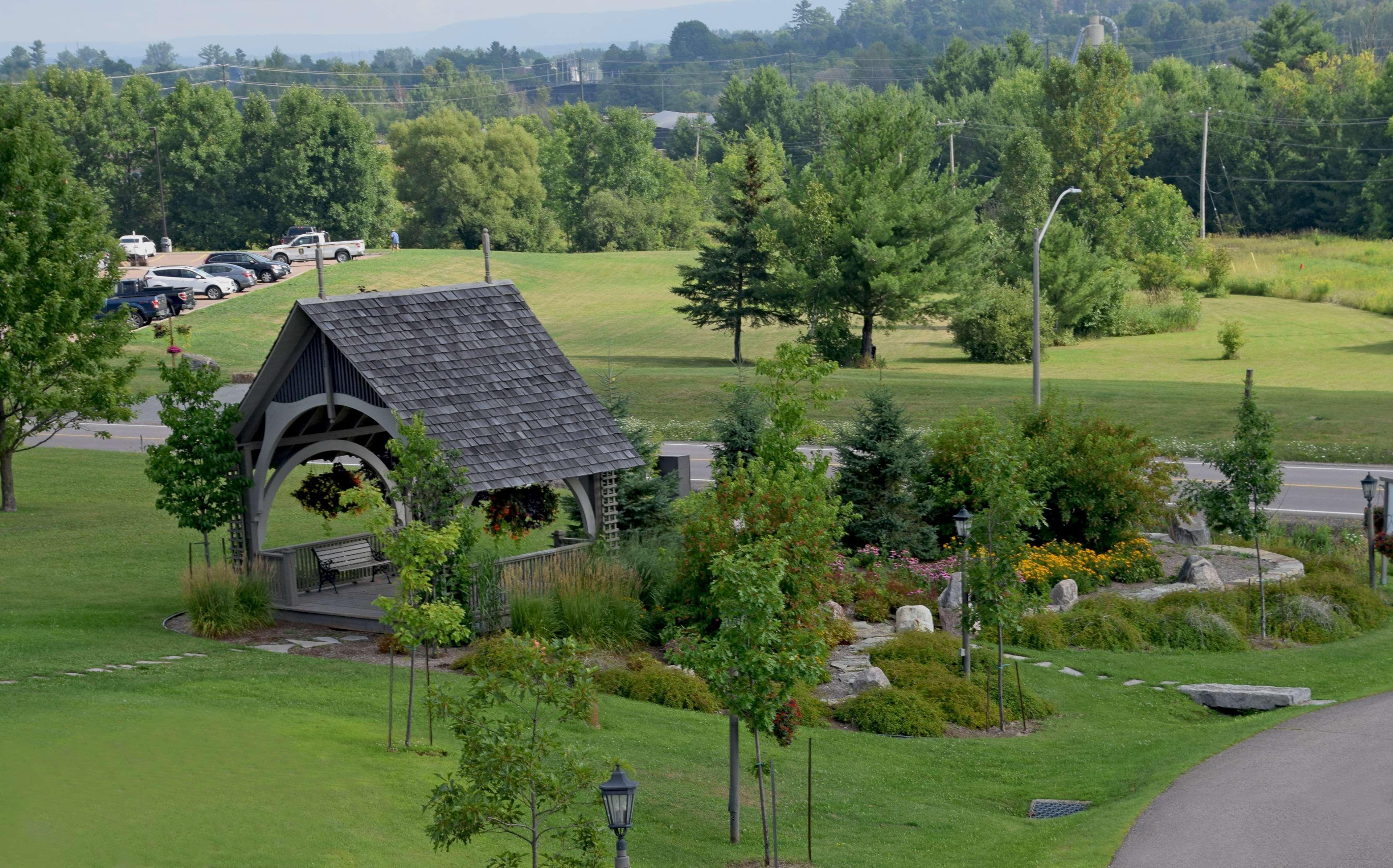 Best Western Pembroke Inn & Conference Centre Exterior photo