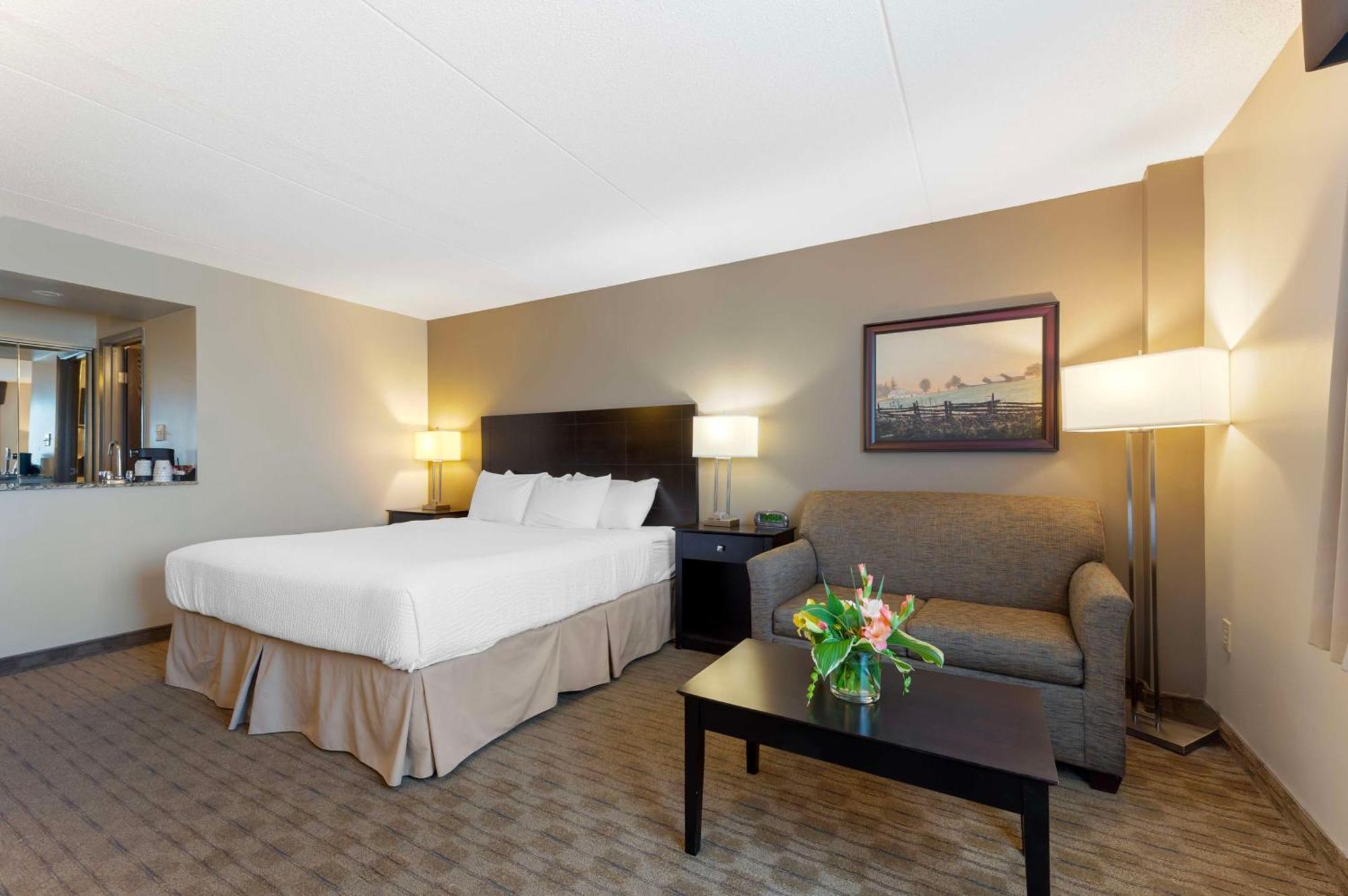 Best Western Pembroke Inn & Conference Centre Exterior photo